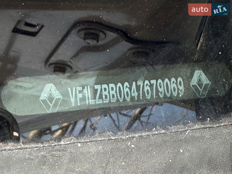 Седан Renault Fluence 2012 в Каневі