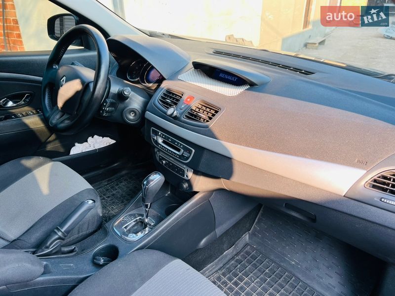 Седан Renault Fluence 2014 в Первомайске