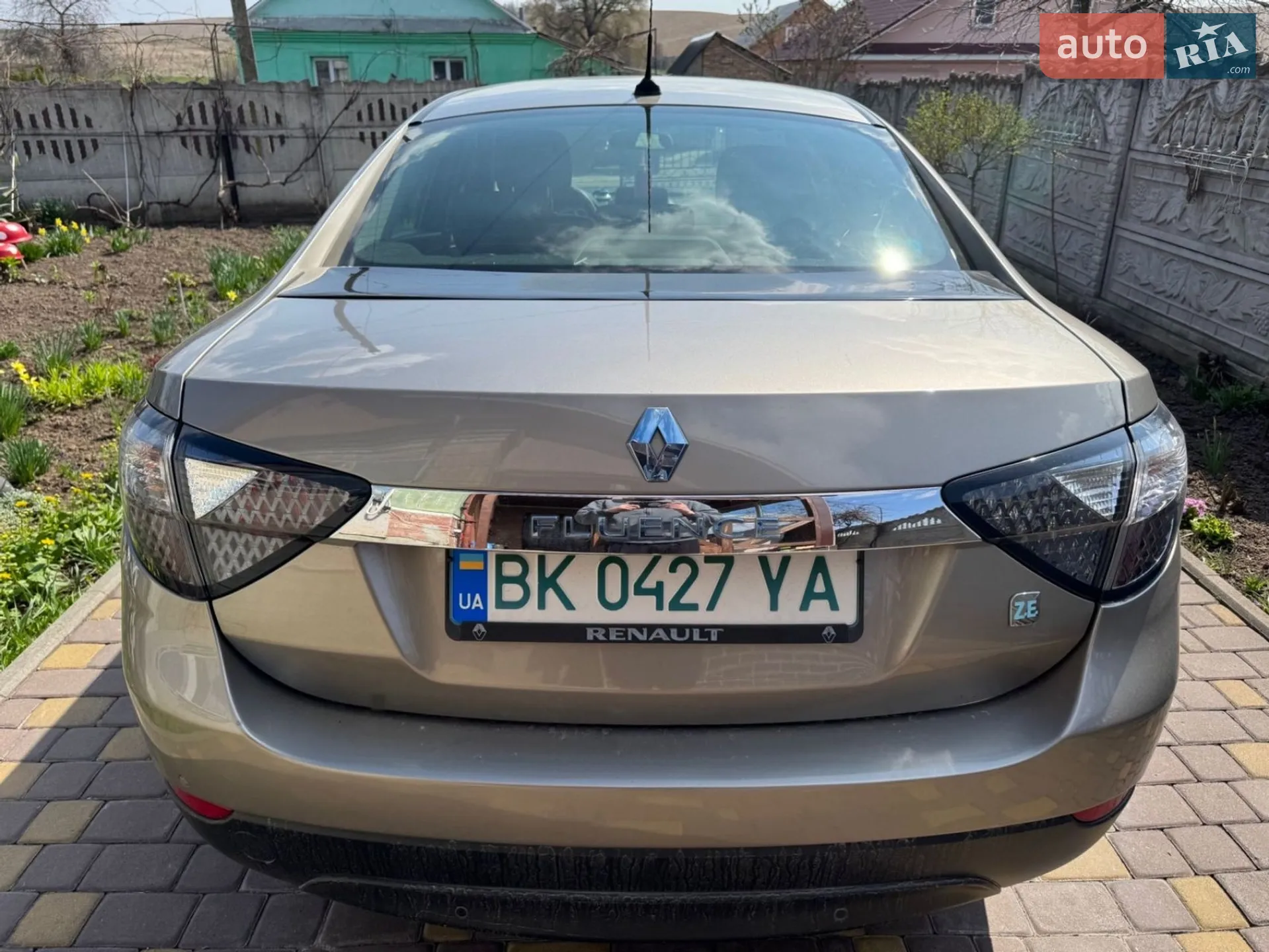 2012 Renault Fluence - мініатюра 12