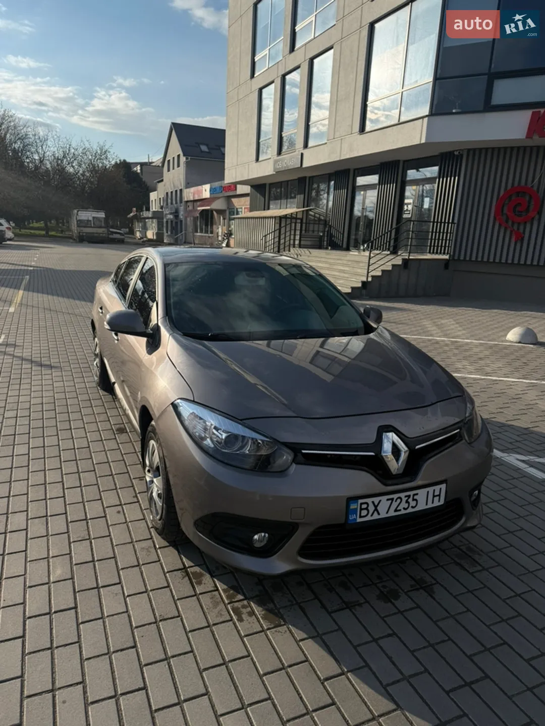 2014 Renault Fluence - мініатюра 2