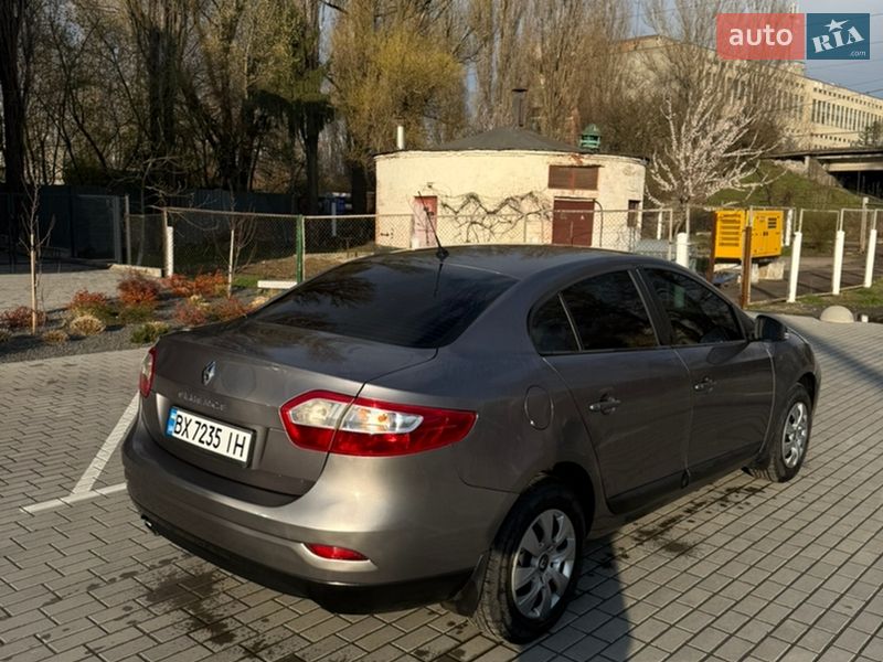Седан Renault Fluence 2014 в Хмельницком