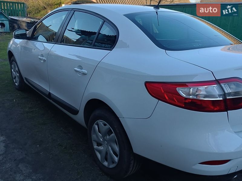 Седан Renault Fluence 2014 в Лебедине