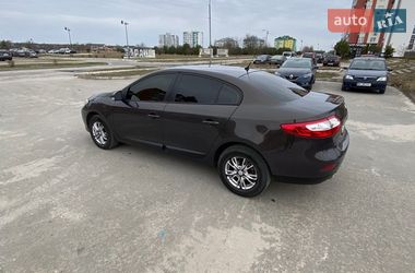 Седан Renault Fluence 2013 в Вараше