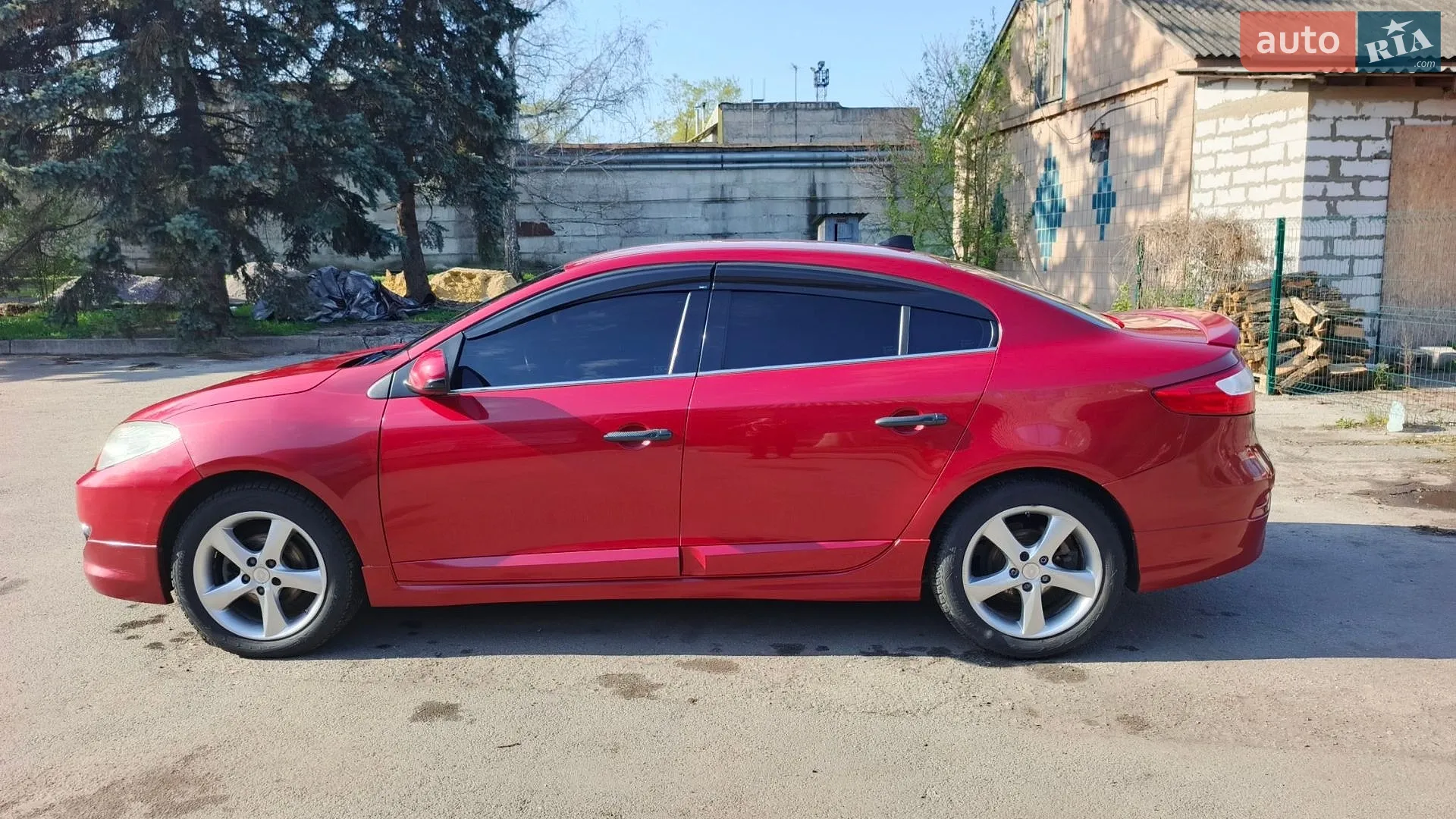 2011 Renault Fluence - мініатюра 3