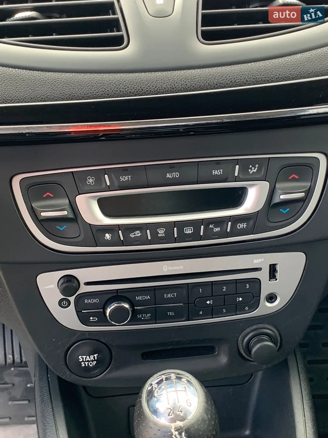 2013 Renault Fluence - мініатюра 17