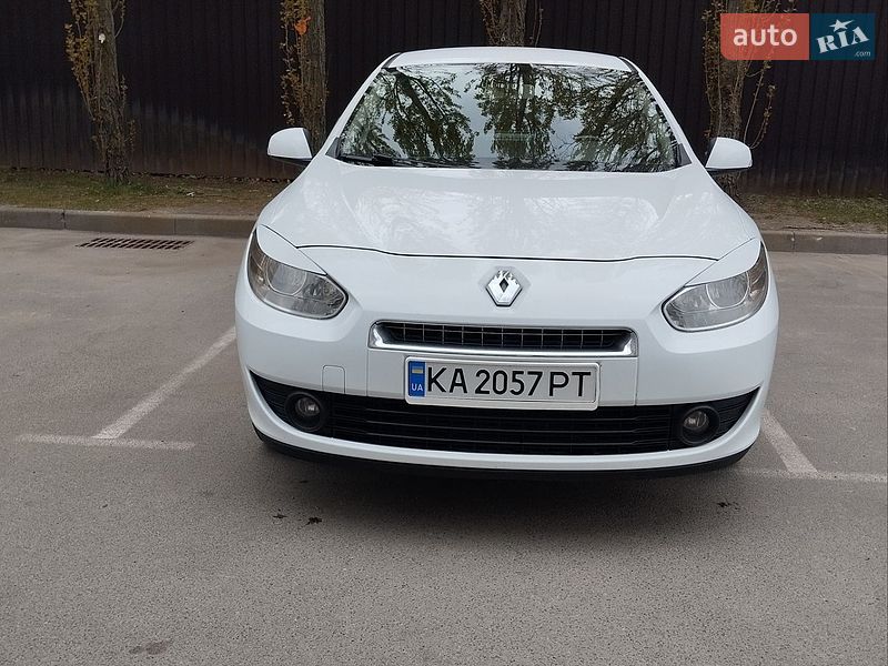 Седан Renault Fluence 2012 в Киеве