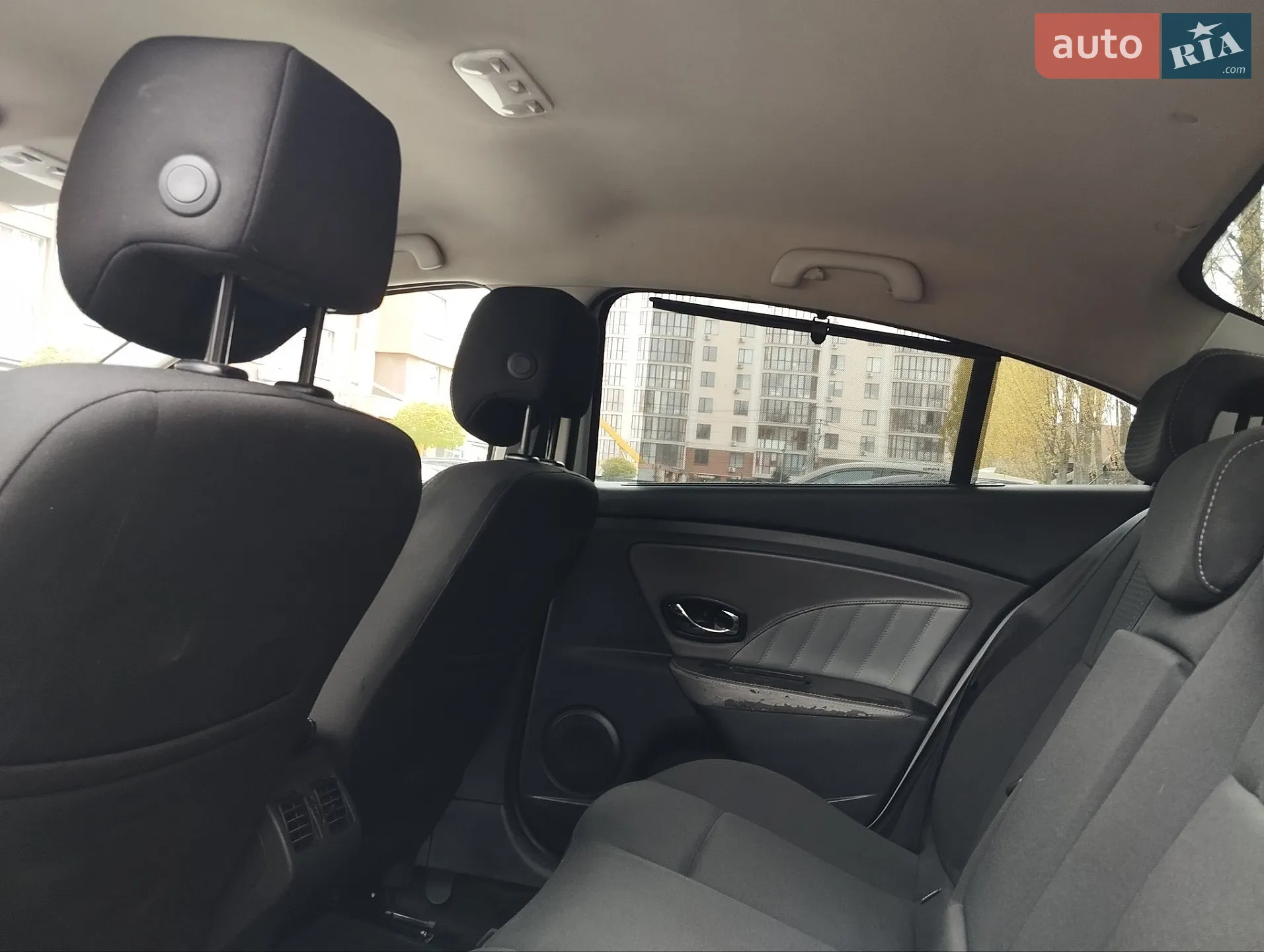 2012 Renault Fluence - мініатюра 13