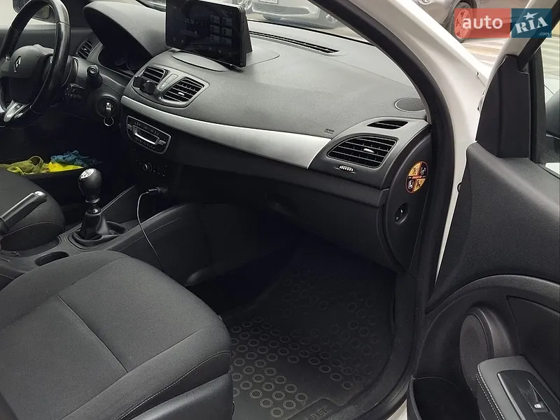 Renault Fluence 2012 VIN VF1LZBB0646643777 фото оголошення 20 з 50