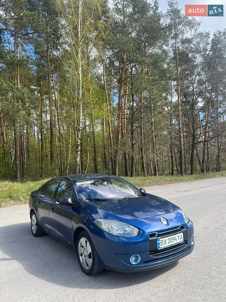 2010 Renault Fluence - мініатюра 14