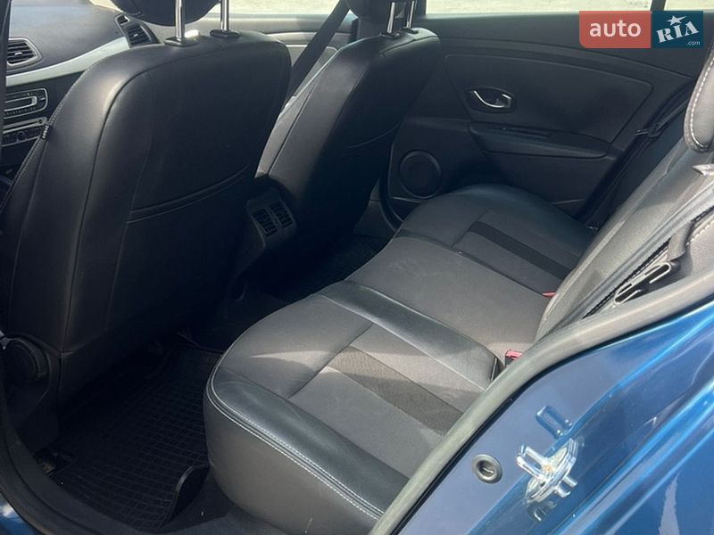 Седан Renault Fluence 2011 в Полонном