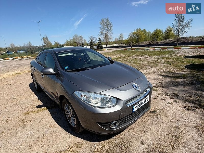 Седан Renault Fluence 2011 в Киеве