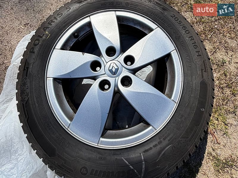Седан Renault Fluence 2011 в Киеве