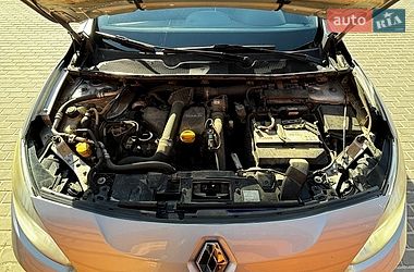 Седан Renault Fluence 2012 в Белогородке