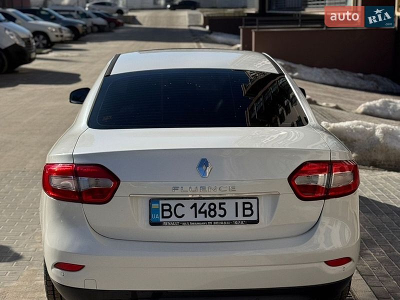 Седан Renault Fluence 2015 в Яворове