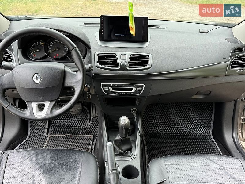 Седан Renault Fluence 2012 в Киеве