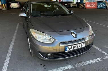 Седан Renault Fluence 2011 в Киеве