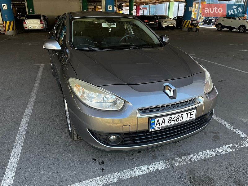 Седан Renault Fluence 2011 в Киеве