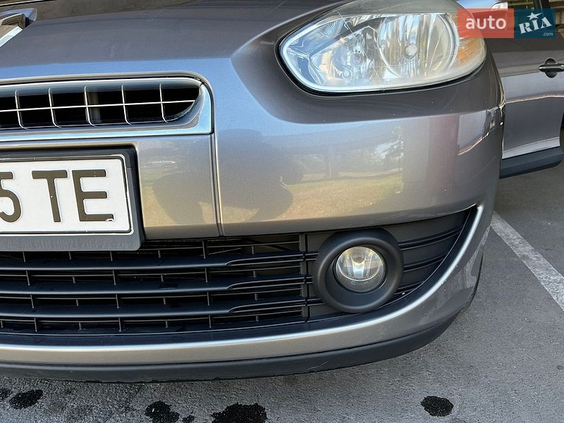 Седан Renault Fluence 2011 в Киеве