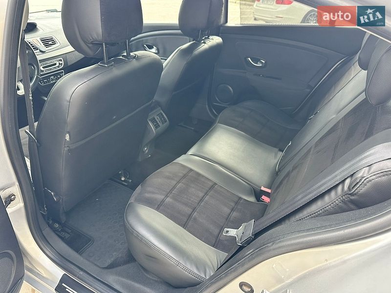 Седан Renault Fluence 2010 в Хмельницькому
