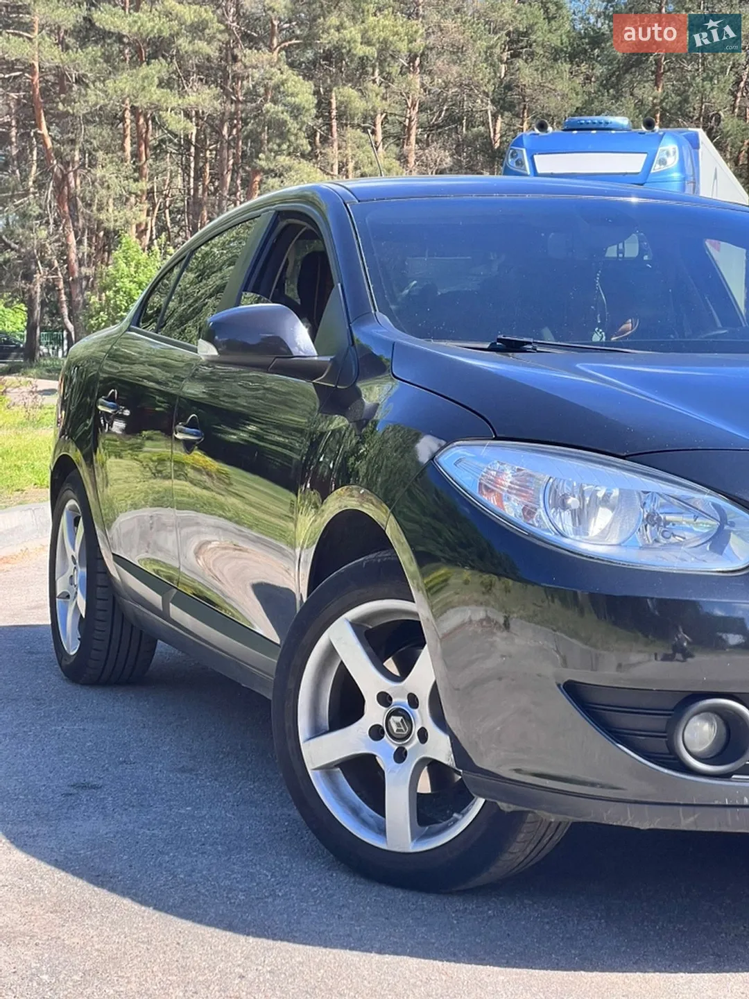 2010 Renault Fluence - мініатюра 5