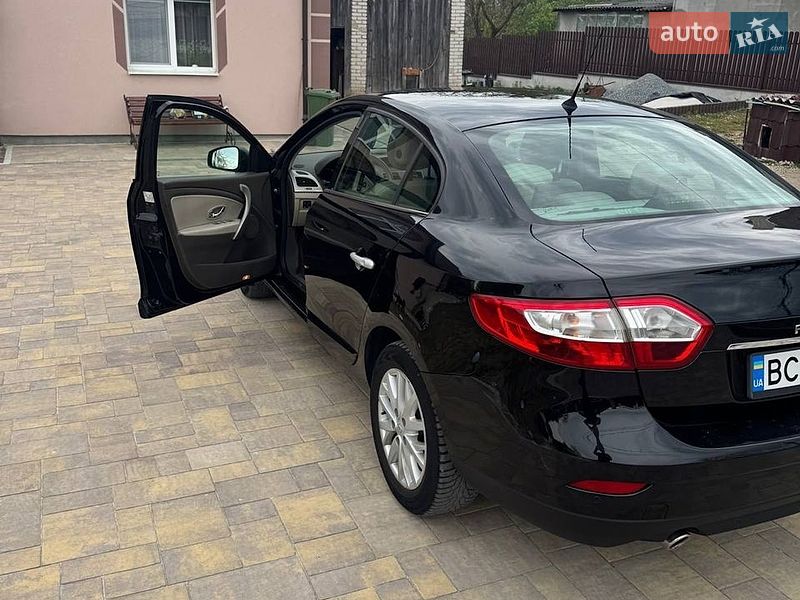 Седан Renault Fluence 2013 в Львове