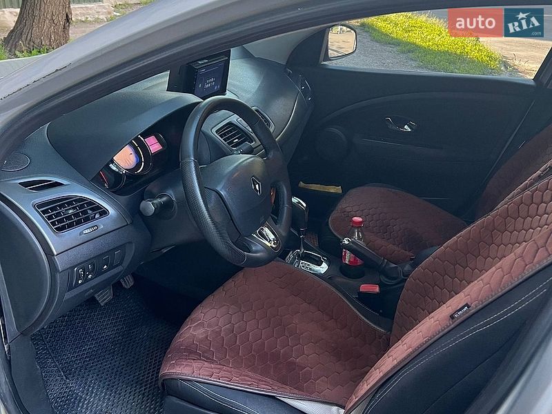 Седан Renault Fluence 2013 в Кропивницком
