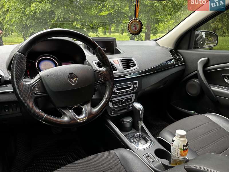 Седан Renault Fluence 2014 в Запорожье