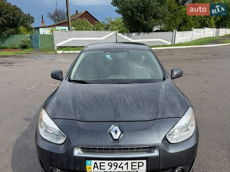 Седан Renault Fluence 2011 в Днепре