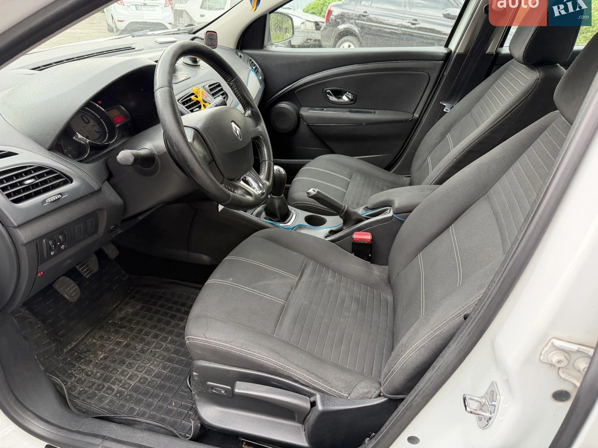 2015 Renault Fluence - мініатюра 11