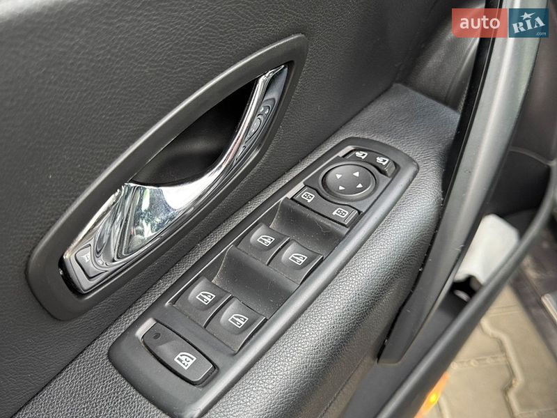 Седан Renault Fluence 2013 в Киеве