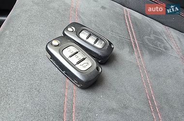 Седан Renault Fluence 2011 в Киеве