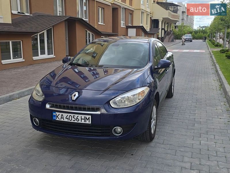 Седан Renault Fluence 2011 в Киеве