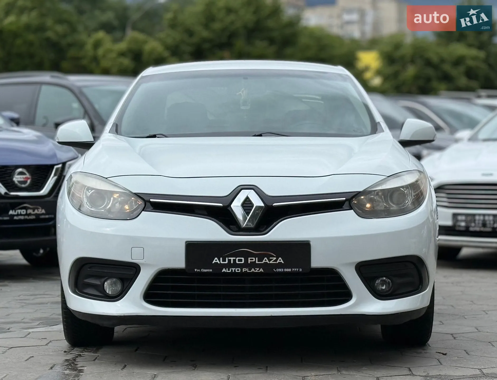 2015 Renault Fluence - мініатюра 3