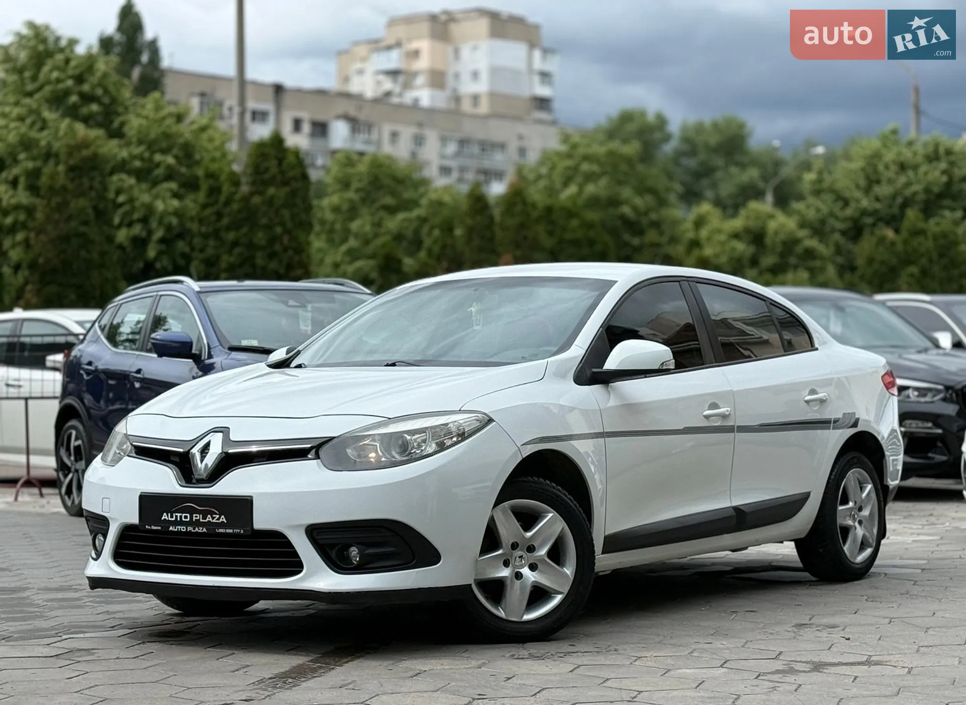 2015 Renault Fluence - мініатюра 9