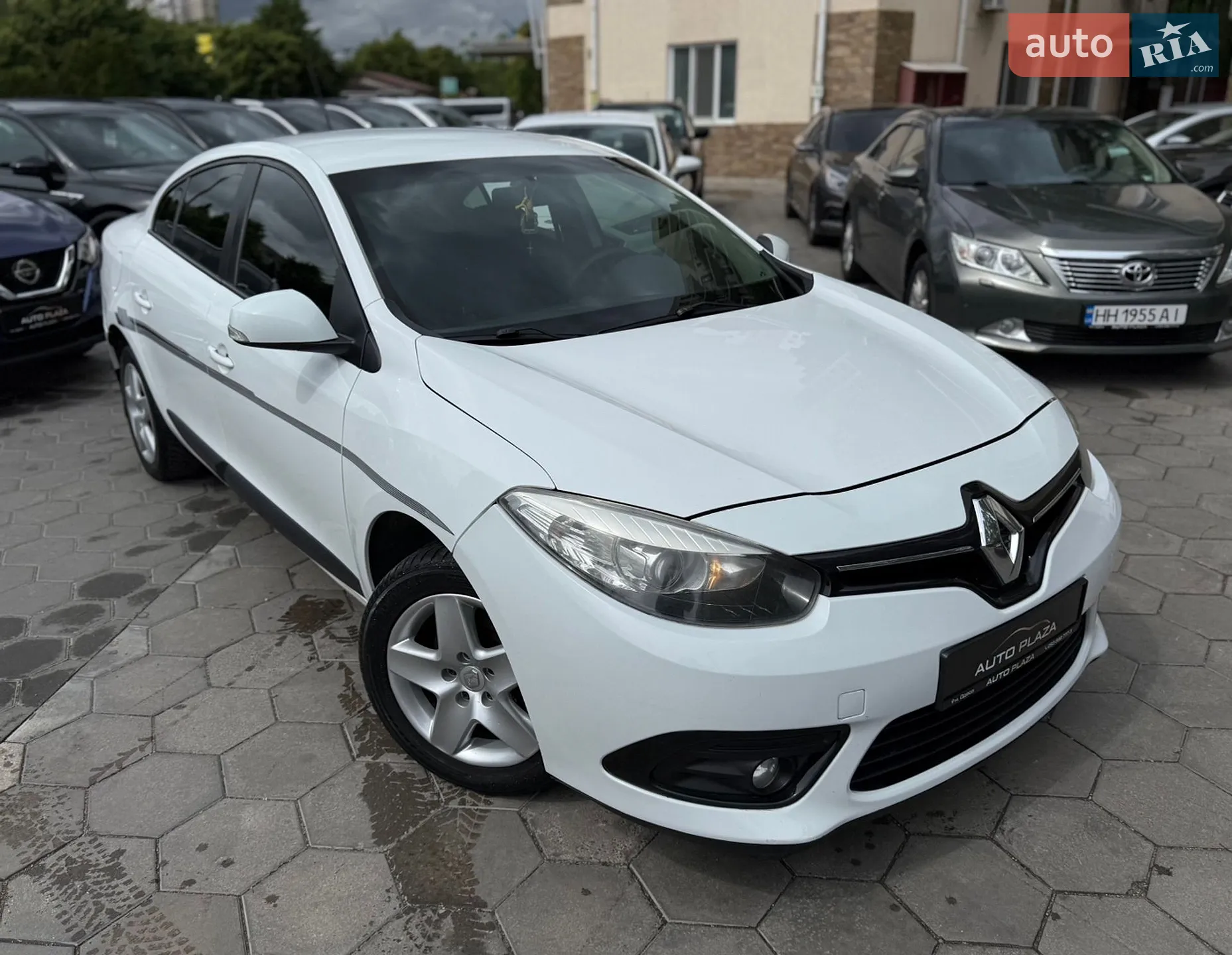 2015 Renault Fluence - мініатюра 11