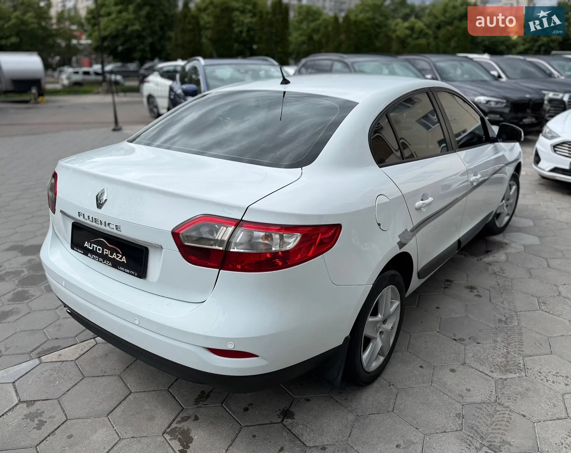 2015 Renault Fluence - мініатюра 19