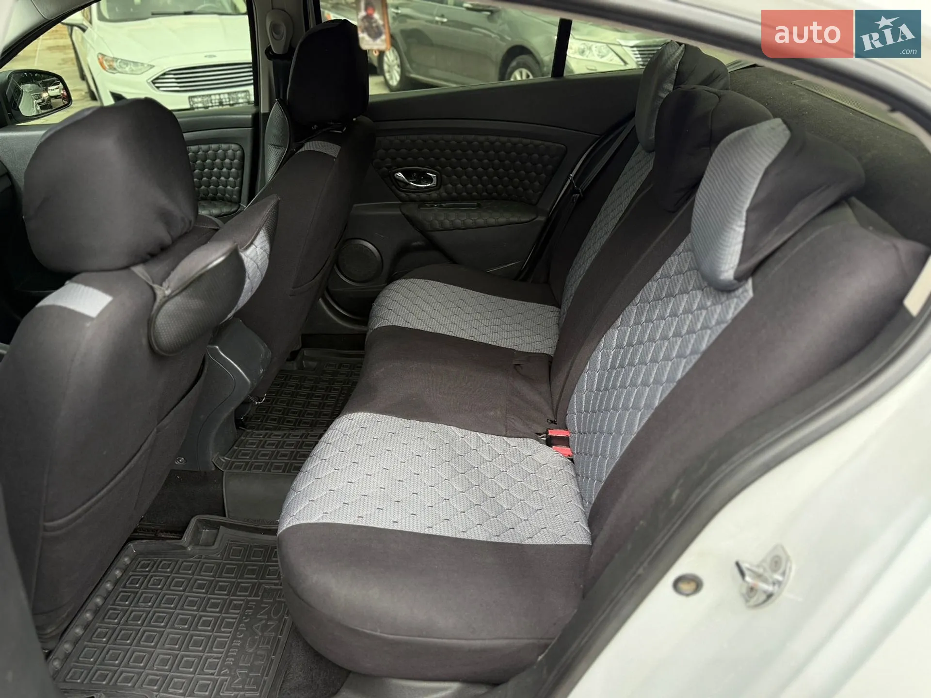 2015 Renault Fluence - мініатюра 37