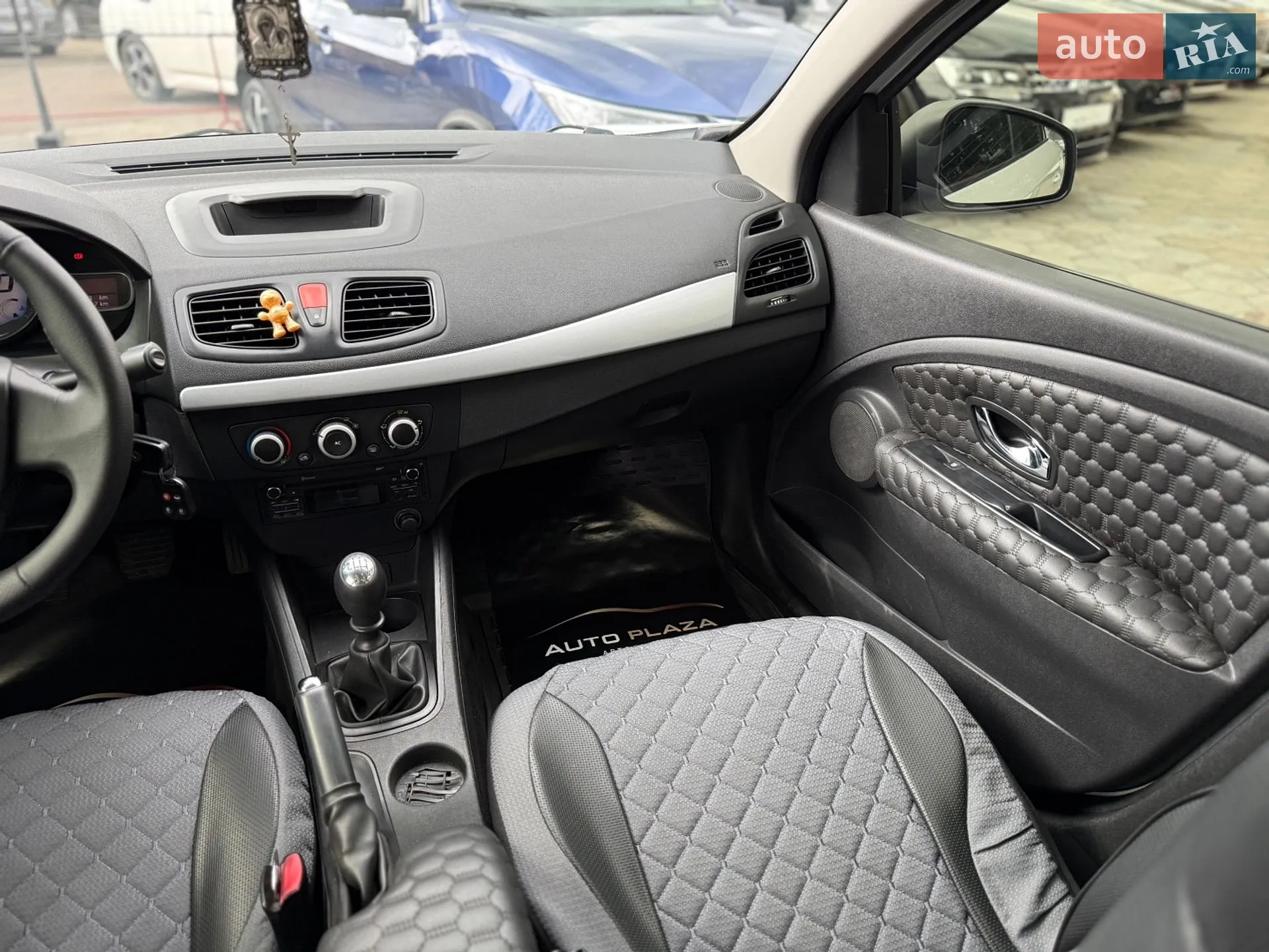 2015 Renault Fluence - мініатюра 46