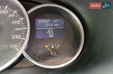 Седан Renault Fluence 2012 в Чернівцях
