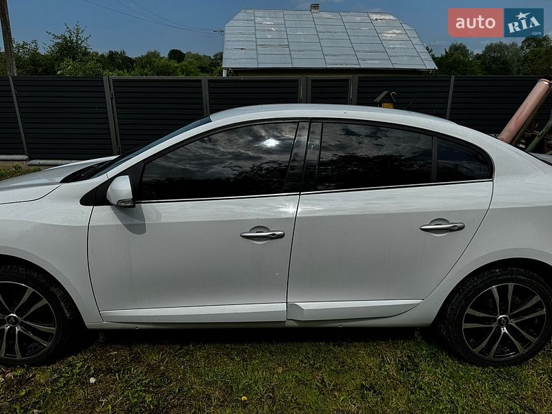 Седан Renault Fluence 2013 в Калуше