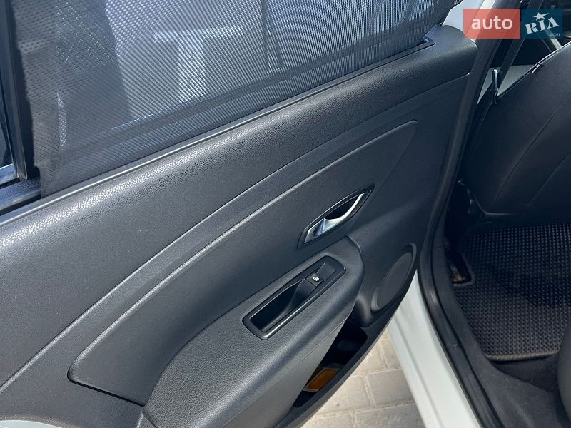 Седан Renault Fluence 2011 в Харкові