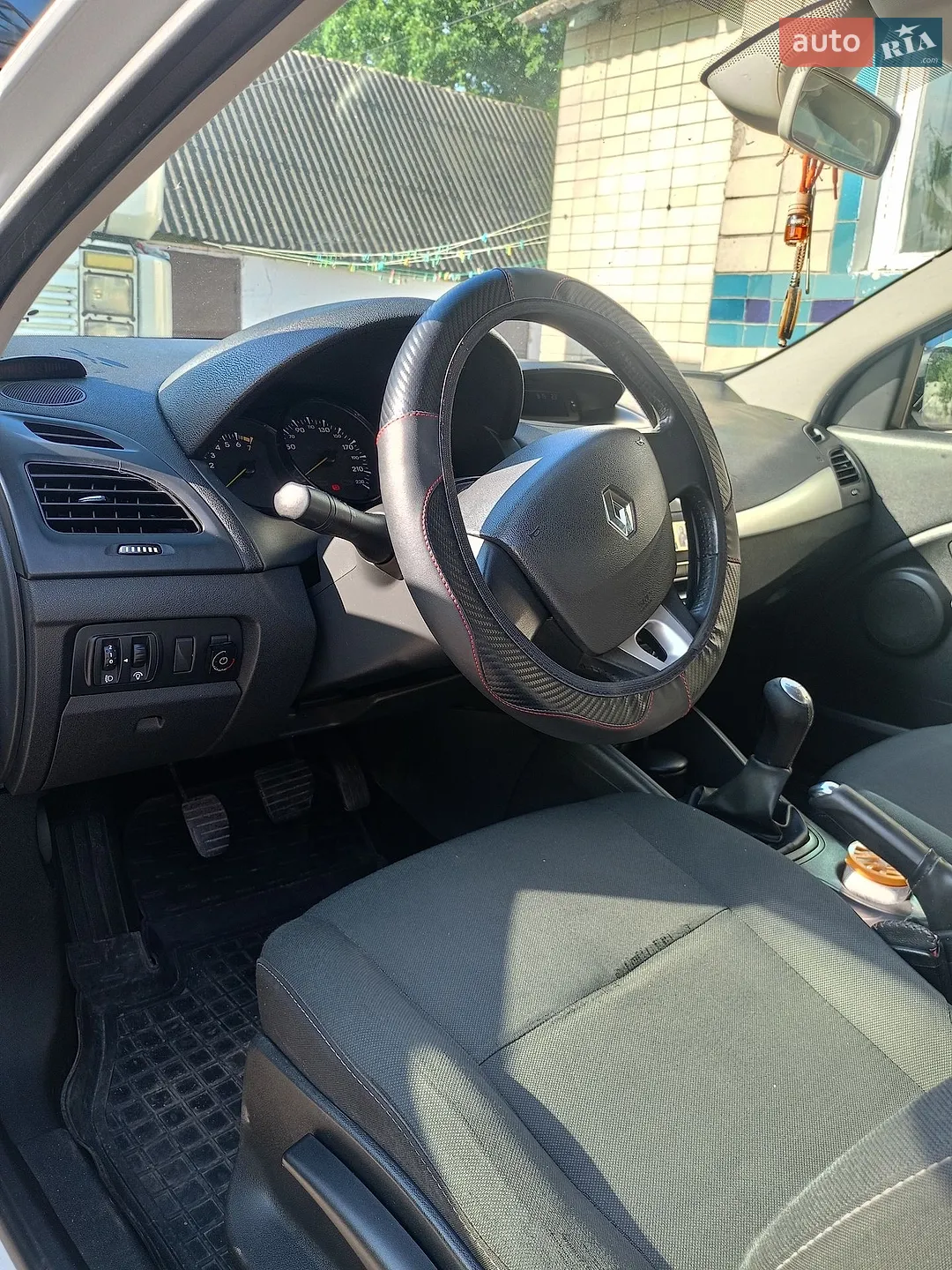 2012 Renault Fluence - мініатюра 6