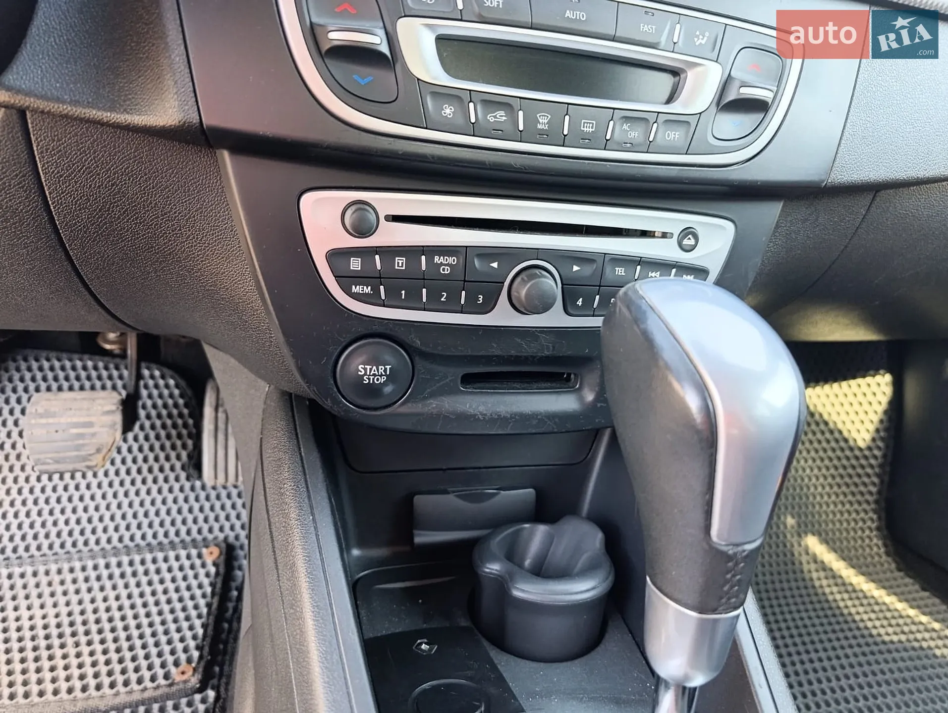 Renault Fluence 2010 VIN VF1LZBG0T42798469 фото оголошення 15 з 34