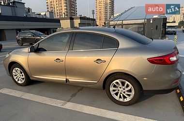Седан Renault Fluence 2015 в Киеве