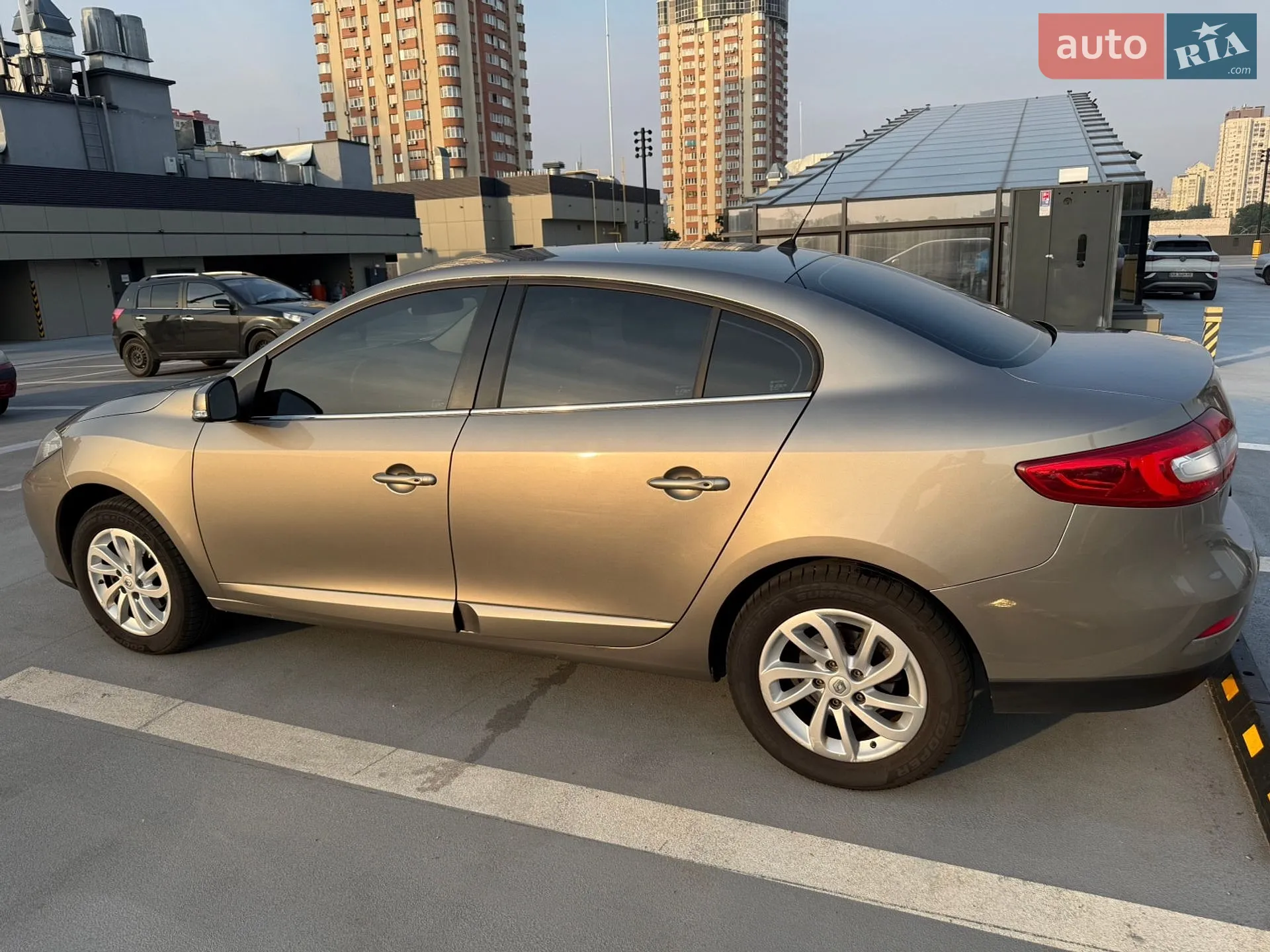 2015 Renault Fluence - мініатюра 6