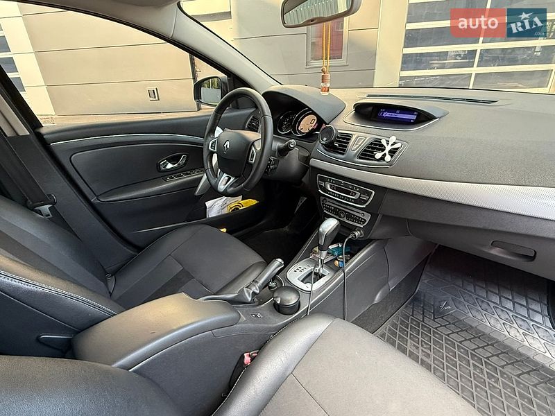 Седан Renault Fluence 2011 в Харкові