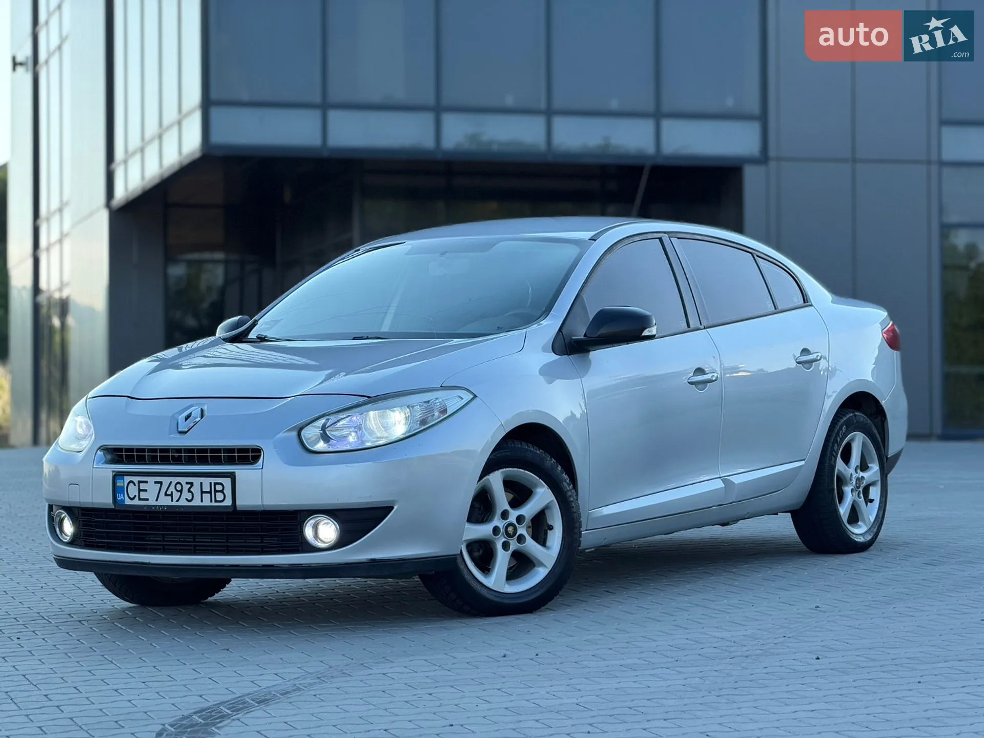 2012 Renault Fluence - мініатюра 3