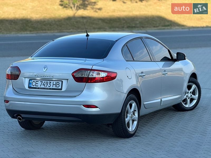 Седан Renault Fluence 2012 в Черновцах