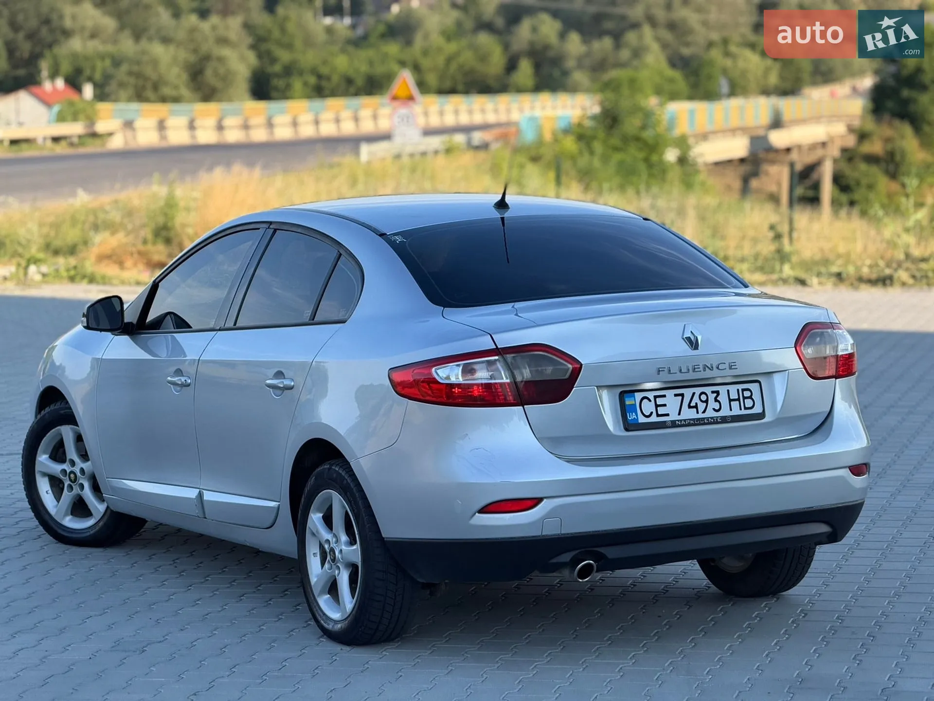 2012 Renault Fluence - мініатюра 22