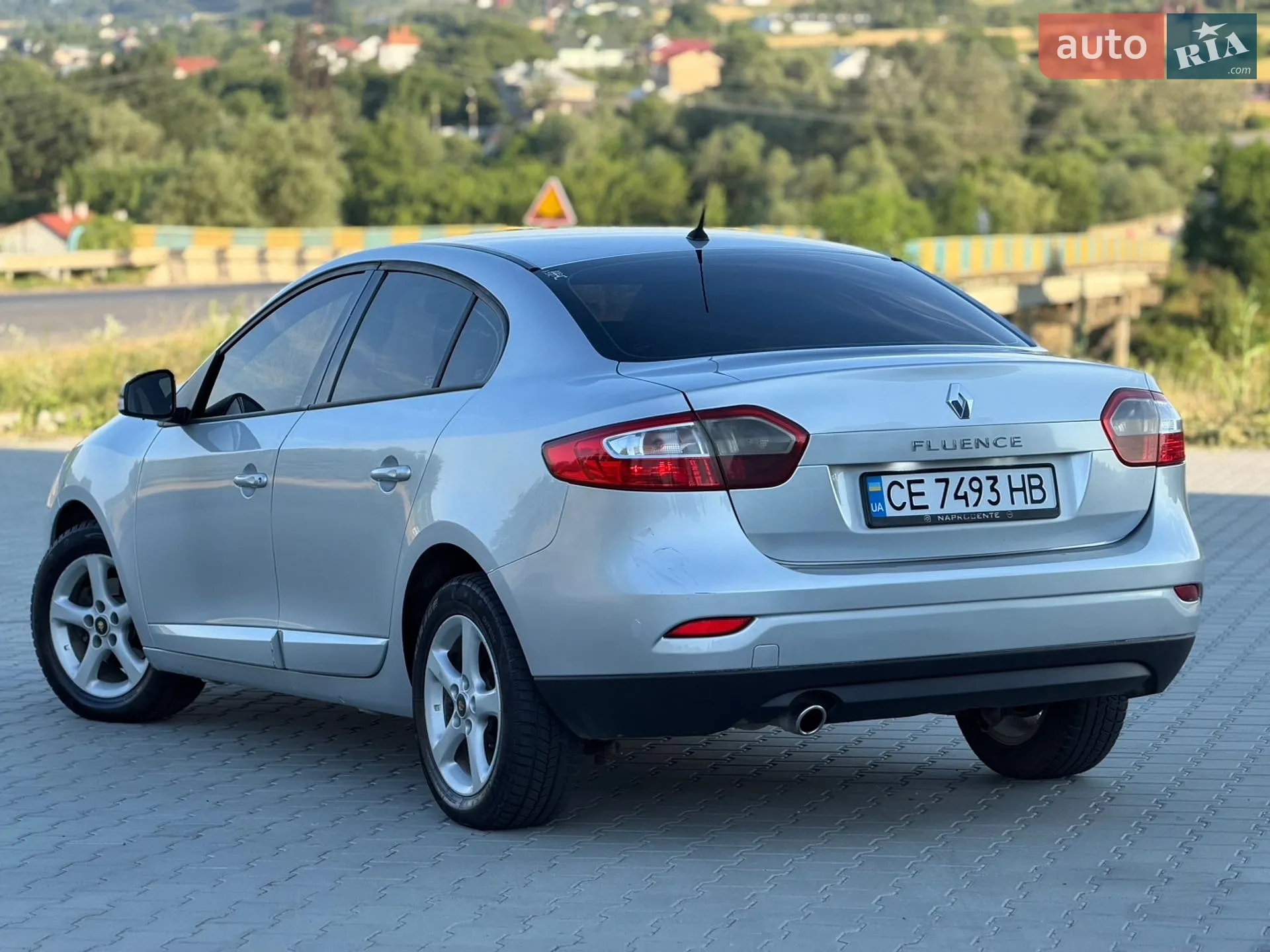 2012 Renault Fluence - мініатюра 23